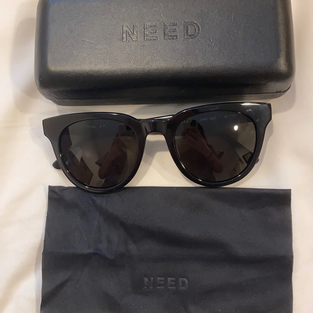 Need Supply sunglasses, worn gently